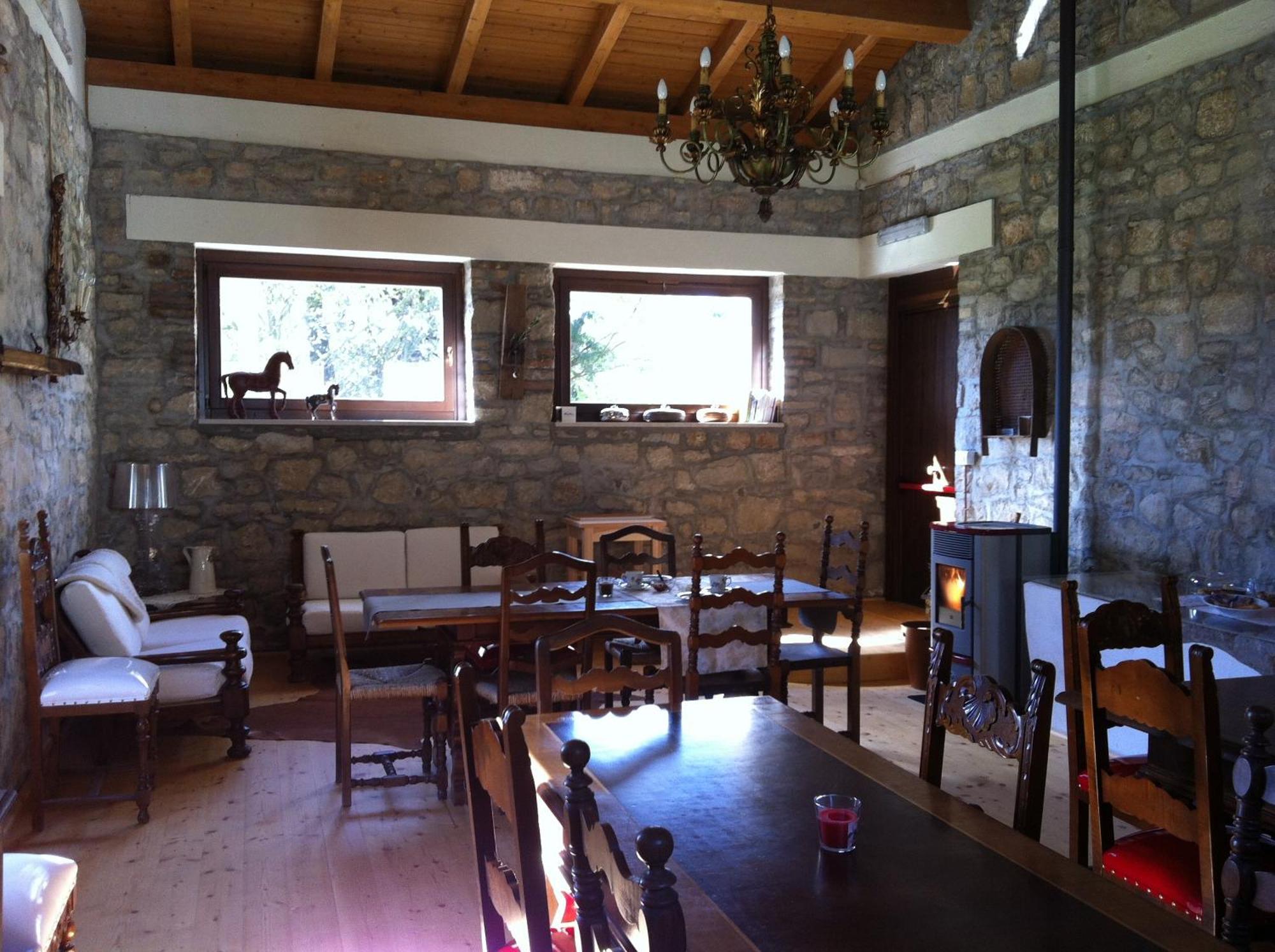 Taverna Centomani โปเตนซา ภายนอก รูปภาพ